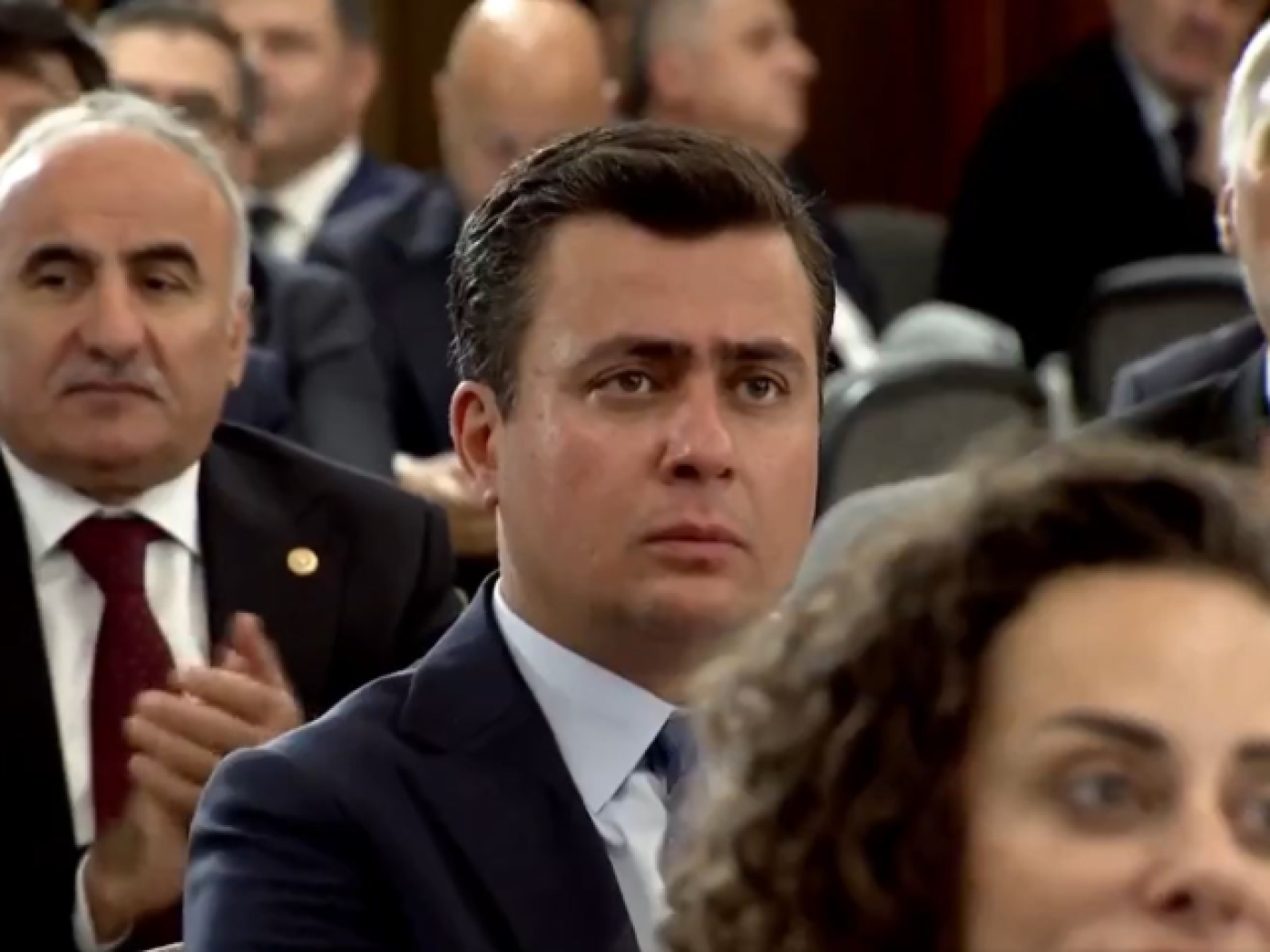 cumhurbaskani-erdogan-dan-gokcek-in-oglunu-mest-19127549_915_m-i68e66f43bd0e7.png
